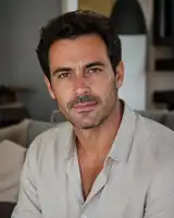 Retrato de Ravi, perfil de leitura do Oráculo 7