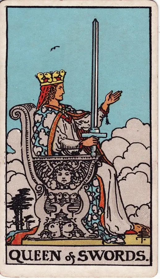 Carta de tarot Rainha de Espadas